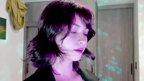 Snapshot of ephemeral_hot chatting on 11, 10, 2025 Leyla online show from 11, 10, 2025