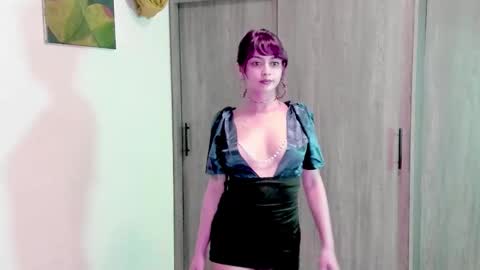 Snapshot of ephemeral_hot chatting on 17, 10, 2025 Leyla online show from 17, 10, 2025