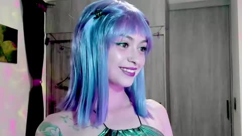 Snapshot of ephemeral_hot chatting on 30, 10, 2025 Leyla online show from 30, 10, 2025