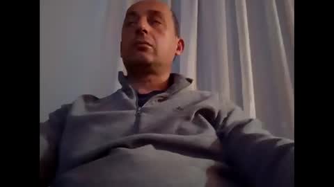 Snapshot of epu17 chatting on 19, 10, 2025 epu17 online show from 19, 10, 2025