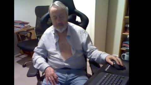 erasmus_d online show from 13, 11, 2025