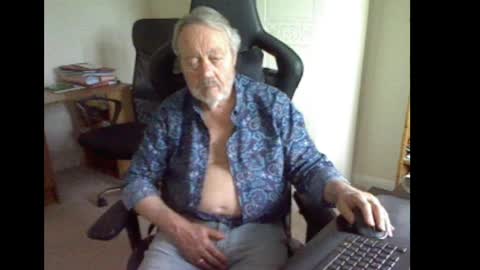 erasmus_d online show from 27, 4, 2026