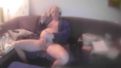 Snapshot of eric204 chatting on 30, 3, 2026 Eric online show from 30, 3, 2026