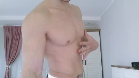 Eric Crush online show from 27, 4, 2026