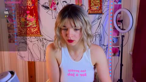 Erica Winterr online show from 10, 3, 2025