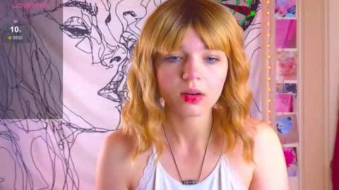 Erica Winterr online show from 25, 9, 2025
