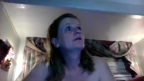 Snapshot of ericas080625 chatting on 6, 10, 2025 EazyE MattyDaddy online show from 6, 10, 2025