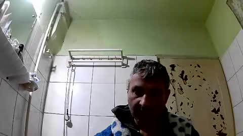 Snapshot of ericboy32 chatting on 29, 12, 2024 eric online show from 29, 12, 2024