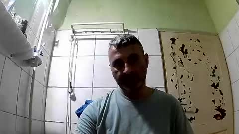 Snapshot of ericboy32 chatting on 4, 1, 2025 eric online show from 4, 1, 2025