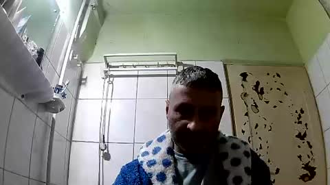 Snapshot of ericboy32 chatting on 4, 1, 2025 eric online show from 4, 1, 2025