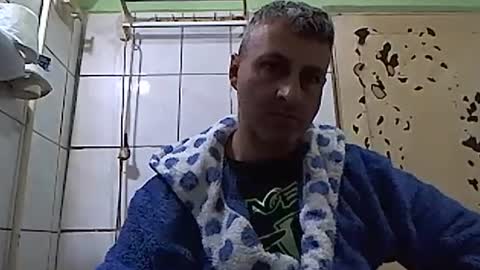 Snapshot of ericboy32 chatting on 14, 1, 2025 eric online show from 14, 1, 2025