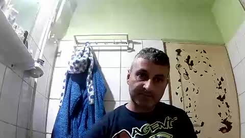 Snapshot of ericboy32 chatting on 15, 1, 2025 eric online show from 15, 1, 2025