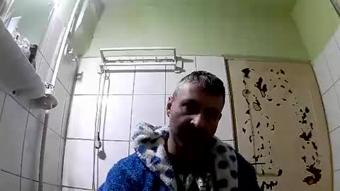 Snapshot of ericboy32 chatting on 18, 1, 2025 eric online show from 18, 1, 2025