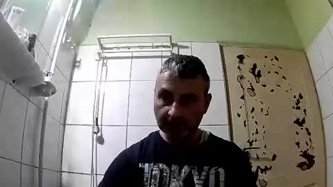 Snapshot of ericboy32 chatting on 18, 1, 2025 eric online show from 18, 1, 2025