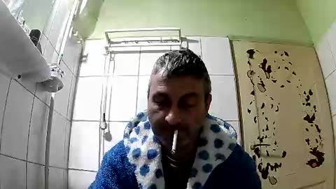 Snapshot of ericboy32 chatting on 8, 2, 2025 eric online show from 8, 2, 2025