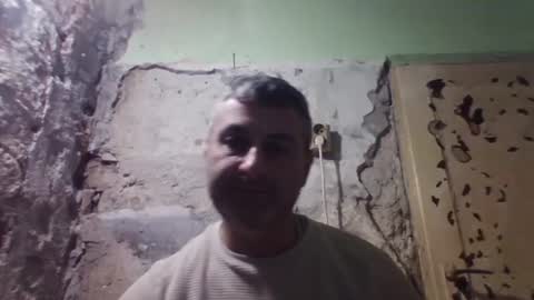 Snapshot of ericboy32 chatting on 27, 11, 2025 eric online show from 27, 11, 2025