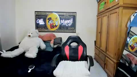 erick_de_rossee online show from 15, 4, 2026