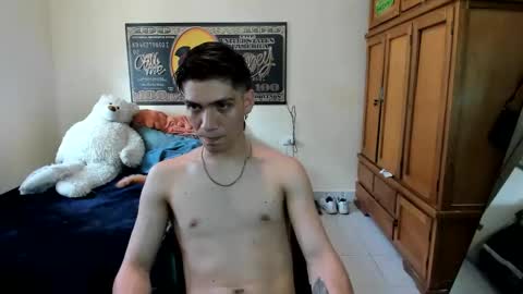 Snapshot of erick_de_rossee chatting on 27, 5, 2026 erick_de_rossee online show from 27, 5, 2026
