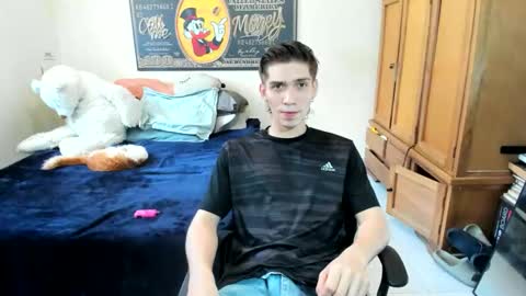 Snapshot of erick_de_rossee chatting on 10, 6, 2026 erick_de_rossee online show from 10, 6, 2026