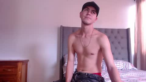 Snapshot of erik_rodriguez chatting on 16, 5, 2026 Erik rodriguez online show from 16, 5, 2026