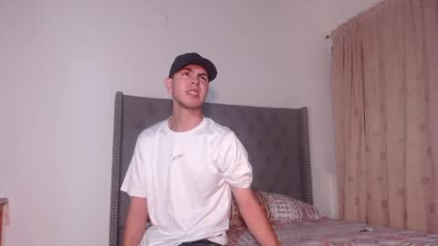 Snapshot of erik_rodriguez chatting on 30, 5, 2026 Erik rodriguez online show from 30, 5, 2026
