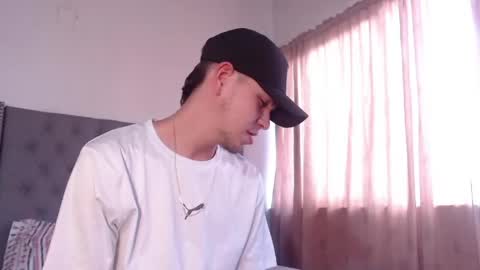 Snapshot of erik_rodriguez chatting on 30, 5, 2026 Erik rodriguez online show from 30, 5, 2026