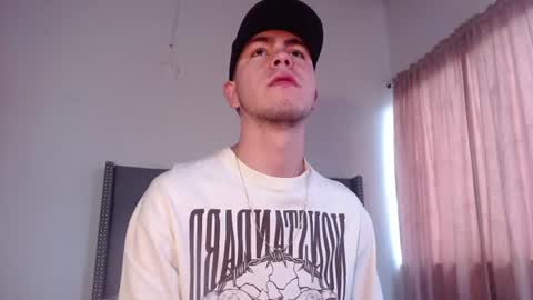 Snapshot of erik_rodriguez chatting on 10, 6, 2026 Erik rodriguez online show from 10, 6, 2026