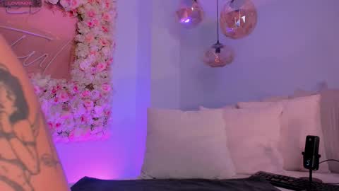 Erika Benz online show from 24, 2, 2026