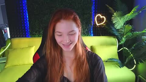 Snapshot of erikabrian chatting on 15, 12, 2024 erikabrian online show from 15, 12, 2024