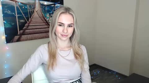 Erika online show from 11, 1, 2025