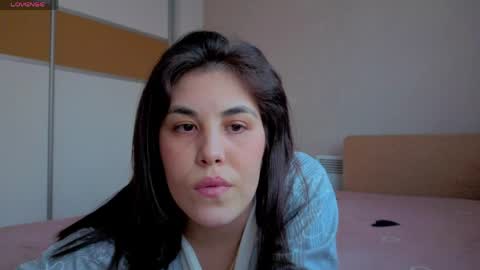 ErikaGloss online show from 8, 4, 2026