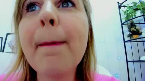 Snapshot of erikalov chatting on 8, 2, 2026 Adelina online show from 8, 2, 2026