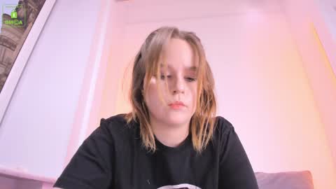 Erika online show from 26, 12, 2024