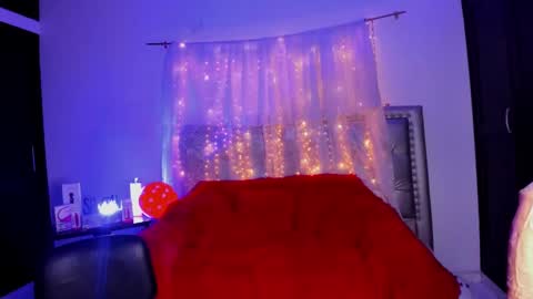 Erika online show from 18, 2, 2025