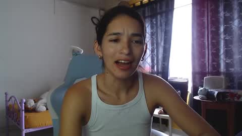 erina_1 online show from 5, 2, 2025