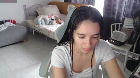 erina_1 online show from 2, 4, 2026