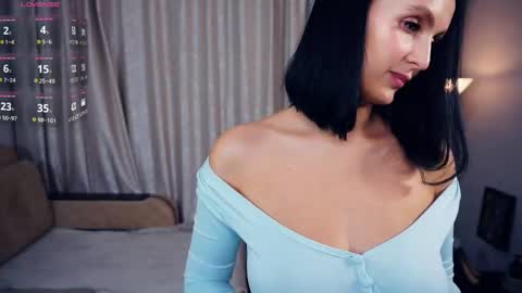 Erline and Monica online show from 6, 10, 2025