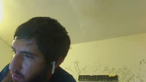 Snapshot of ernesto_verdugo0212 chatting on 3, 8, 2026 ernesto_verdugo0212 online show from 3, 8, 2026