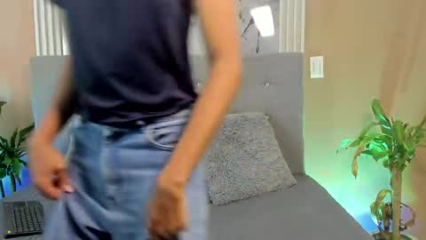 Eros Lux1 online show from 18, 4, 2026