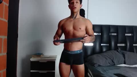 Snapshot of erosscott chatting on 10, 10, 2025 Eros online show from 10, 10, 2025