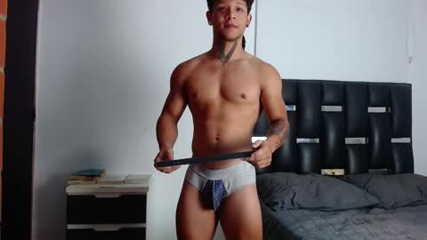 Snapshot of erosscott chatting on 16, 10, 2025 Eros online show from 16, 10, 2025