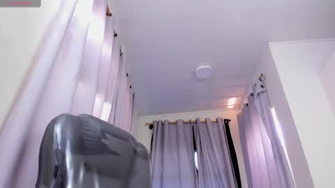 Erotic couple online show from 12, 2, 2025
