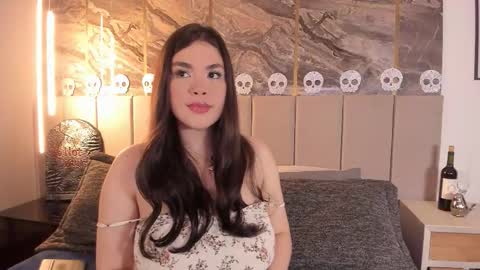 Snapshot of erotic_boobs chatting on 29, 10, 2025 Karen online show from 29, 10, 2025