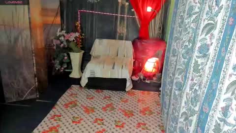 Snapshot of erotic_dessire chatting on 17, 9, 2025 Eve online show from 17, 9, 2025