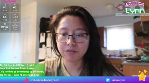 Snapshot of eroticalynn chatting on 14, 11, 2025 Lynn online show from 14, 11, 2025