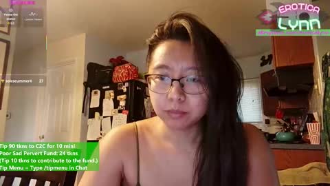 Snapshot of eroticalynn chatting on 25, 11, 2025 Lynn online show from 25, 11, 2025