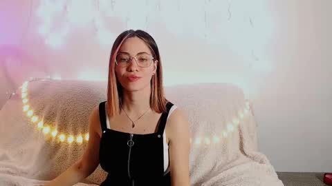 Snapshot of eroticgiftxxx chatting on 31, 1, 2025 LylaXXX online show from 31, 1, 2025