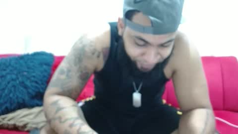 Snapshot of eroticoblack chatting on 17, 12, 2025 Eroticoblack online show from 17, 12, 2025