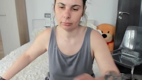 eroticsensualkitty4u online show from 22, 4, 2026