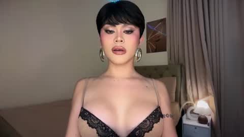 monica online show from 28, 7, 2026